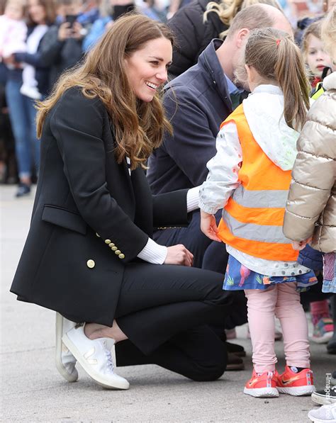 princess kate veja sneakers|kate middleton leather sneakers.